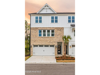 Brand new and move-in ready in Anchors Bend Townes. This