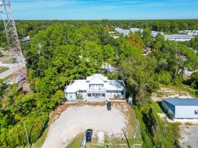 A spacious 2,745 sq. ftmercial building perfectly positioned