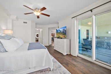 DISCOVER THE THRILLING ALLURE OF COASTAL LIVING WITH THIS ICONIC