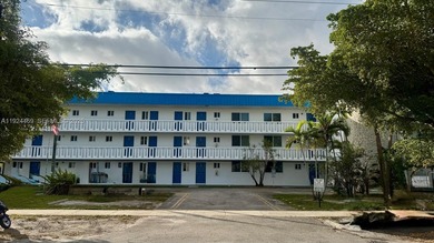 *** CONDO HAS RESERVES*** APT 1 Bed /1,5 Bath Condo in North