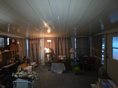 Welcome to Eldorado Village, Largo's premier 40+ Active