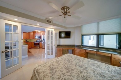 Beach Front! Spectacular Direct Ocean Front with panoramic views