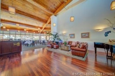 Beach Front! Spectacular Direct Ocean Front with panoramic views