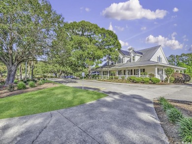 This one is a must-see! Wake up every morning to stunning views