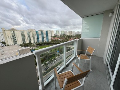 Beautifully remodeled oceanfront studio 11th floor of Marco Polo