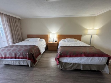 Beautifully remodeled oceanfront studio 11th floor of Marco Polo