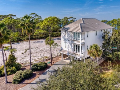 The best of both worlds, secluded gulf beaches and the bay! This
