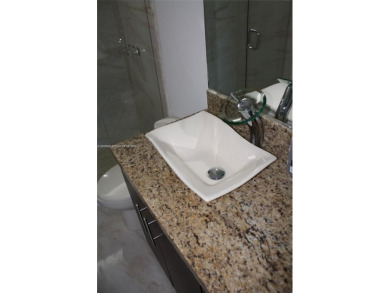 Realistic Seller has priced her property to sell.... Fabulous