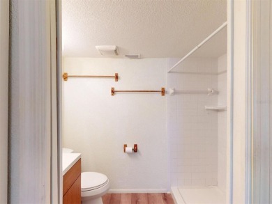 CHARLOTTE SQUARE UPDATED FIRST-FLOOR 2/2 CONDO WITH FLORIDA ROOM