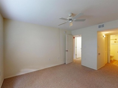 CHARLOTTE SQUARE UPDATED FIRST-FLOOR 2/2 CONDO WITH FLORIDA ROOM