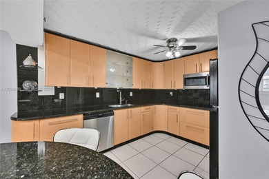 Beautiful 2 bedroom and 2 bathroom, completely renovated