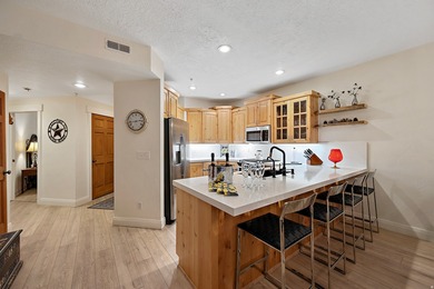 Set in an unbeatable spot just off historic Main Street and a