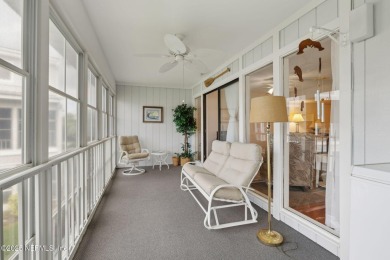 ST. JOHNS RIVER APPEAL! Nestled on the picturesque St. Johns