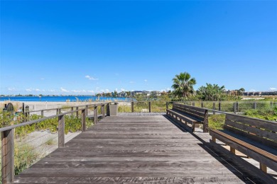 EXPERIENCE SUNSET POINTE at COLLANY KEY... A PANORAMA OF