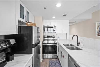 Welcome to this direct Gulf-front, 10th-floor condo on the west