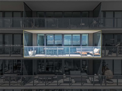 Spectacular unit at the Iconic Paraiso Bay Condo! Stunning