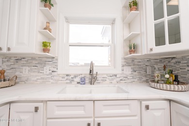 Welcome to canal-front living on 9th Street, where every day