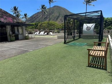 Huge Price Drop! Esplanade in Hawaii Kai. Lovingly renovated 2