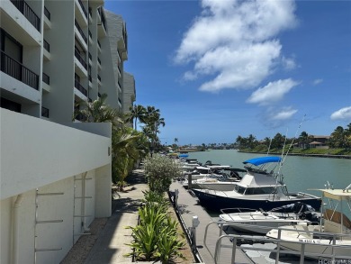 Huge Price Drop! Esplanade in Hawaii Kai. Lovingly renovated 2