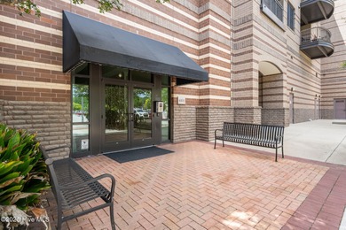 Experience upscale living in the heart of Mayfaire Townview