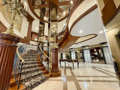 Luxury oceanfront building located in the heart of Miami Beach