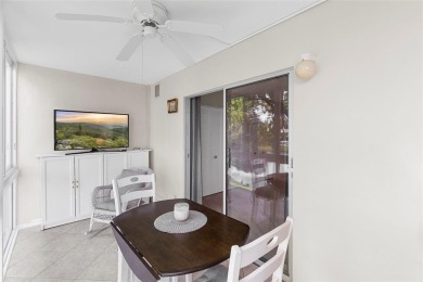 Water view condo - Century Village East. 1 bedroom and 1.5