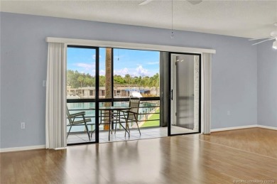 Beautiful boat basin/marina views from this great 1BR/1.5BA