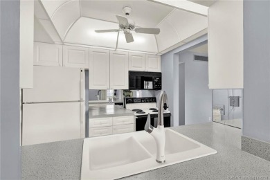 Beautiful boat basin/marina views from this great 1BR/1.5BA