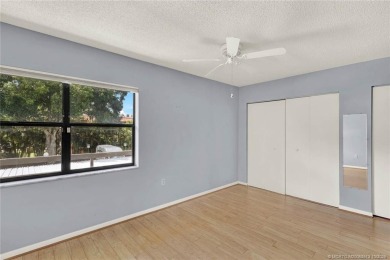 Beautiful boat basin/marina views from this great 1BR/1.5BA