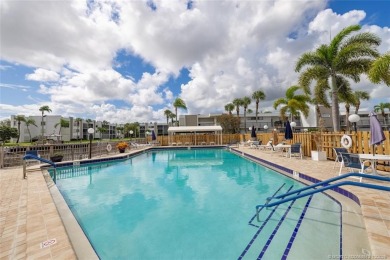 Beautiful boat basin/marina views from this great 1BR/1.5BA