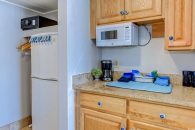 DIRECT OCEANFRONT END-UNIT condo, FULLY FURNISHED, at Ocean Reef