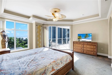 Just Add Love! This end-unit Davenport model at 6021 Silver King