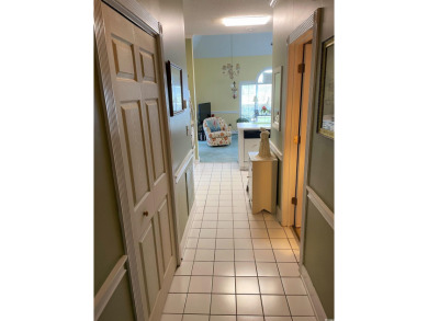 Top-Floor Corner Unit -- One Bedroom Retreat in Magnolia Place!