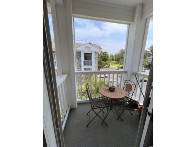 Top-Floor Corner Unit -- One Bedroom Retreat in Magnolia Place!