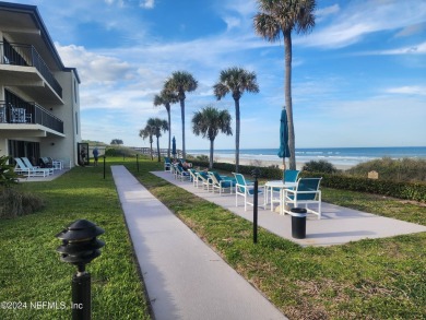 Charming Ground-Floor Condo with Stunning Views 2 Bed | 2 Bath |