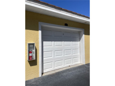 3 BEDROOMS/4 BATHROOMS/GARAGE/ADDITIONAL-STORAGE UNIT All 3