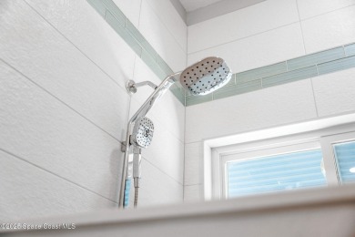 Paradise found on the Intracoastal Waterway! This extraordinary