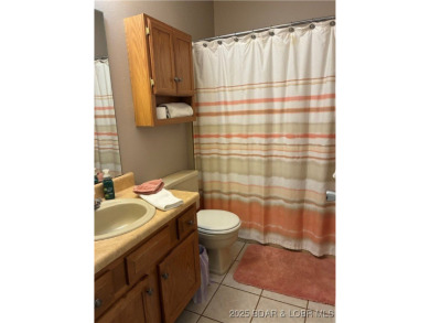 LAZY DAYS - TOP FLOOR LAKEFRONT CONDO Welcome to your serene