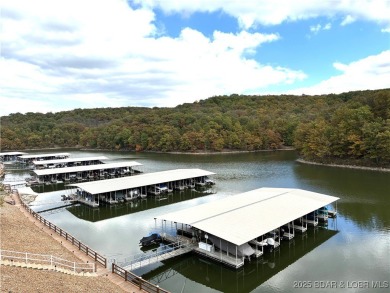 LAZY DAYS - TOP FLOOR LAKEFRONT CONDO Welcome to your serene