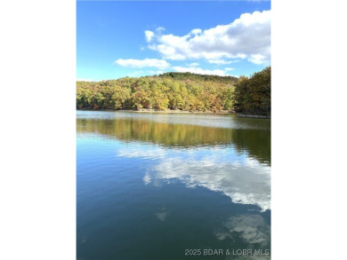 LAZY DAYS - TOP FLOOR LAKEFRONT CONDO Welcome to your serene