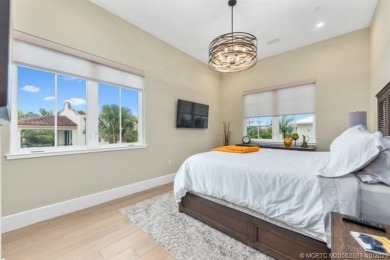 Welcome to River House! Live in downtown Stuart in luxury and