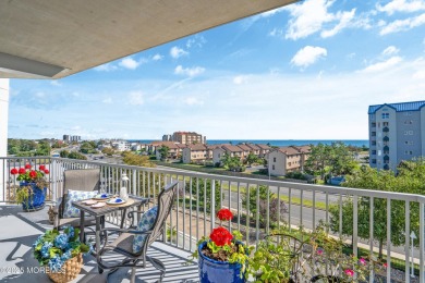 OCEAN VIEWS ARE INSPIRING! Live a vacation lifestyle all year in