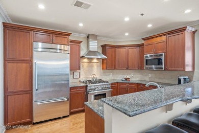 OCEAN VIEWS ARE INSPIRING! Live a vacation lifestyle all year in