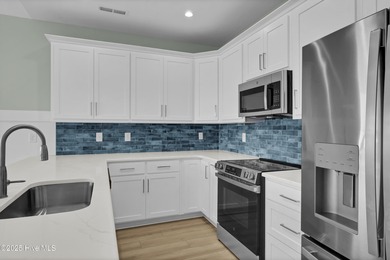 Brand-New Soundfront Construction in Surf City! This fully