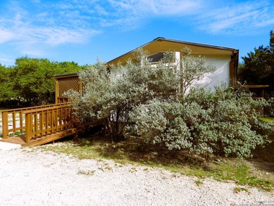 Lovely well maintained Palm Harbor home on 2.48 park-like acres