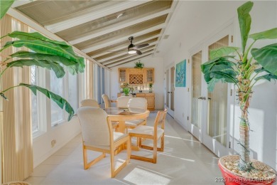 Beautiful, turnkey-furnished 3-bed, 2-bath corner condo in Four