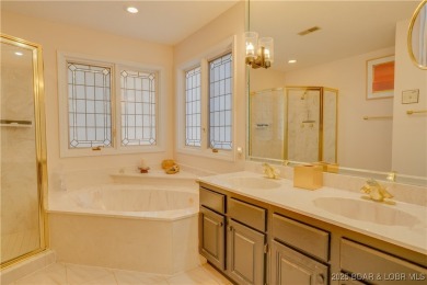 Beautiful, turnkey-furnished 3-bed, 2-bath corner condo in Four