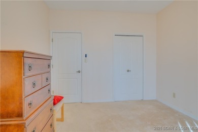 Beautiful, turnkey-furnished 3-bed, 2-bath corner condo in Four