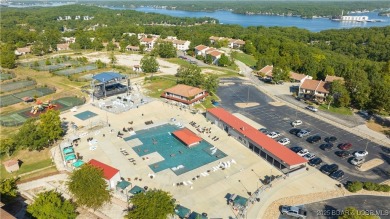 Beautiful, turnkey-furnished 3-bed, 2-bath corner condo in Four