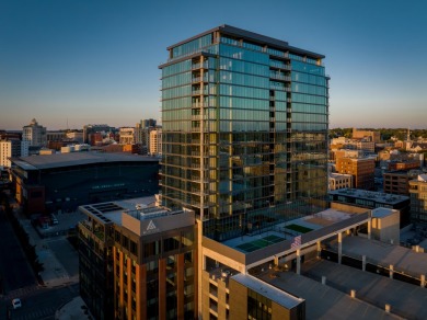 Nestled in the heart of downtown Grand Rapids, Studio Park Tower